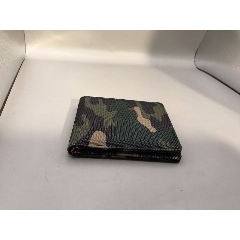 Bifold Camouflage Wallet 6 Card‎ Slots